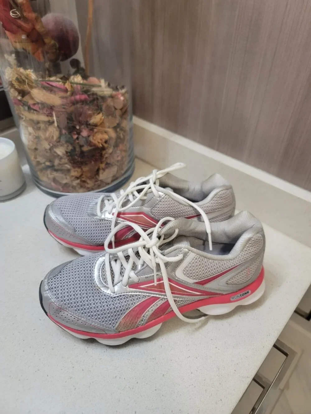 Reebok title runtone